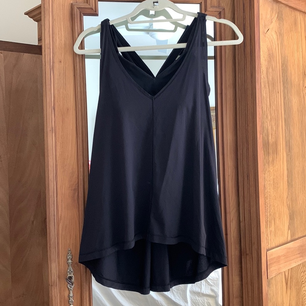 LuluLemon Flowy Workout Top with Built-in-Bra